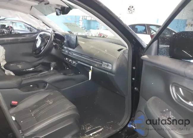 3CZRZ2H76SM776847: 42457379