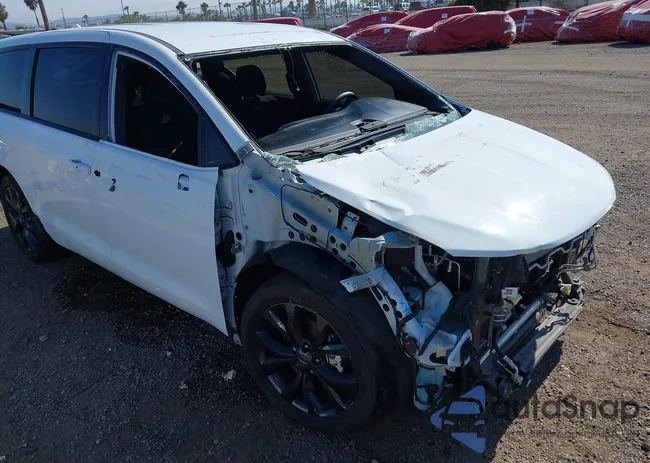 2C4RC1FG4KR738580: 42457415