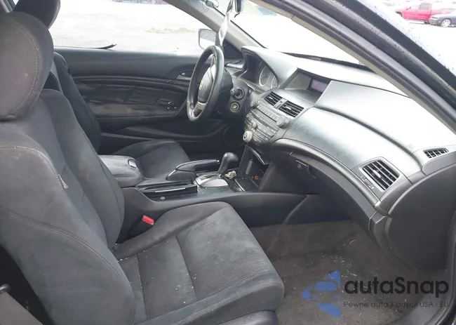 1HGCS1B32BA014663: 42459083