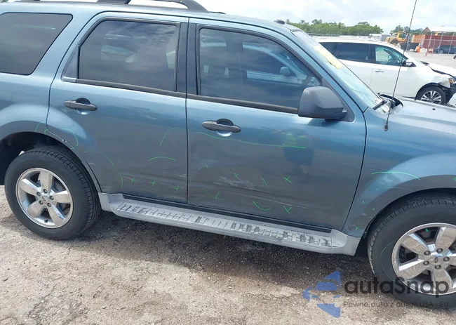 1FMCU0DG7AKB62105: 42459145