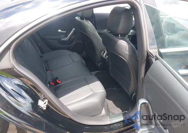 W1K5J4HB2SN526724: 42459227