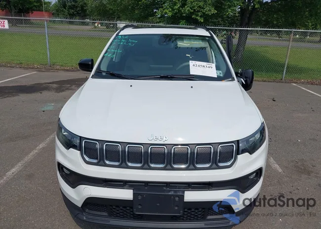 3C4NJDBB8NT232106: 42458349