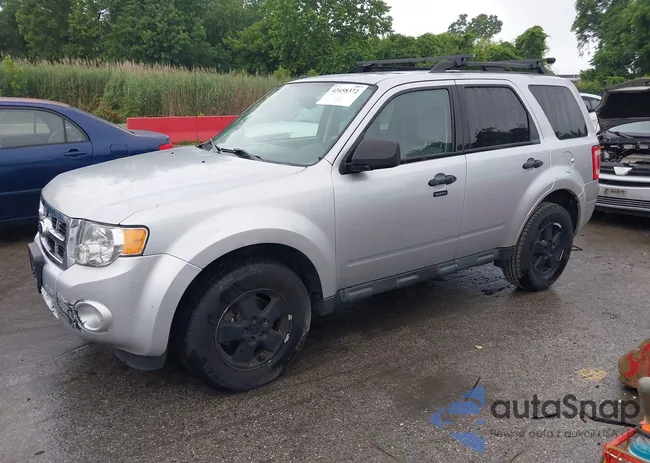 1FMCU9DG5BKB13765: 42458372