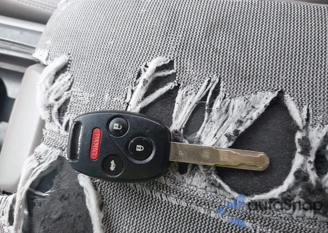 1HGCP36899A008064: 42458593