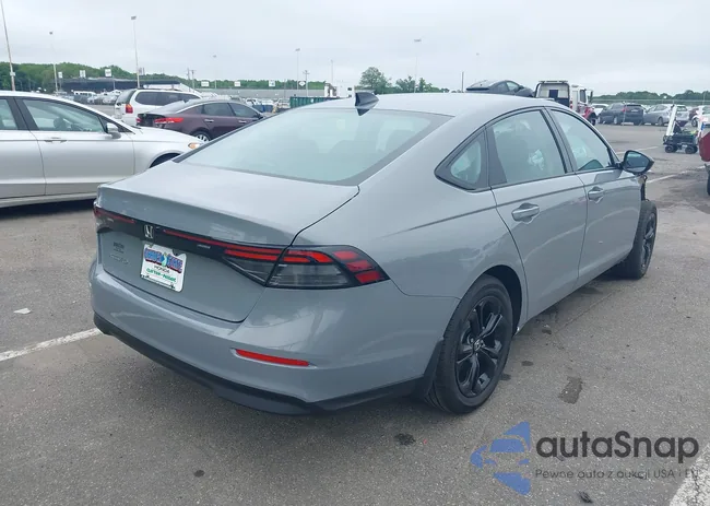 1HGCY1F47SA025918: 42458600