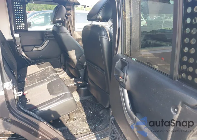 1C4BJWDG9GL211030: 42459945