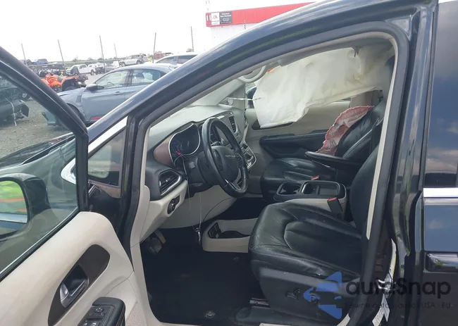 2C4RC1BG0HR583203: 42460056