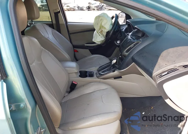 1FAHP3M2XCL152744: 42459326