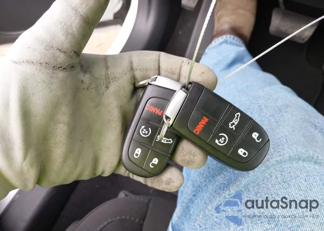 2C3CDXBG9PH674789: 42459642