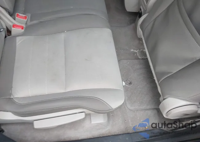 1FMCU0GX3EUD18582: 42460798