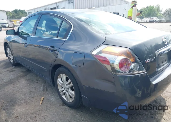 1N4AL2AP4BN428720: 42461213