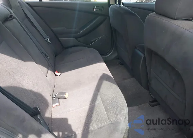 1N4AL2AP4BN428720: 42461213