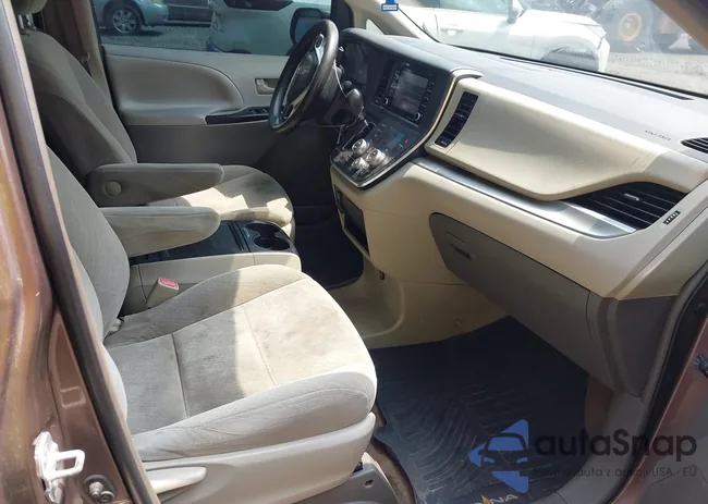 5TDKZ3DCXJS903114: 42460622