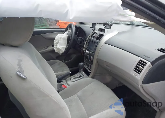 2T1BU4EE8DC940504: 42461760