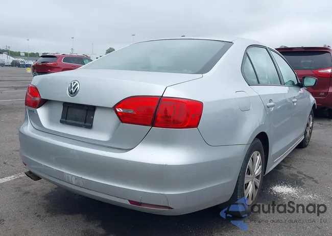 3VW2K7AJ7EM217758: 42461868