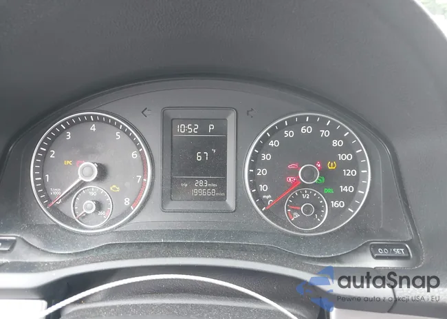 3VWRZ7AJ0AM105047: 42462140