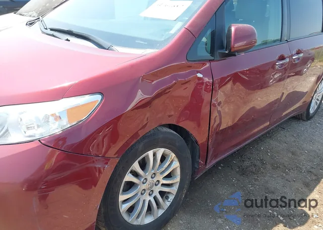 5TDYK3DC2GS738764: 42462317