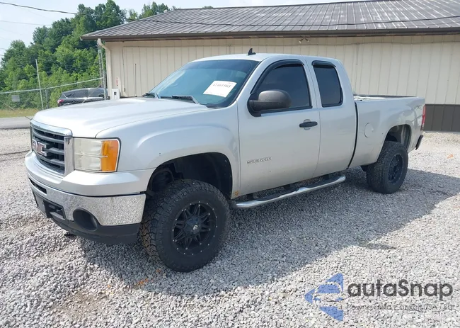 1GTR2VE33BZ370780: 42461585