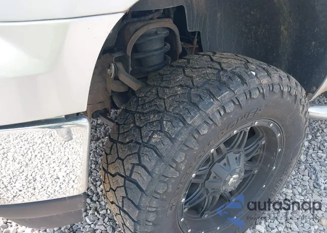 1GTR2VE33BZ370780: 42461585