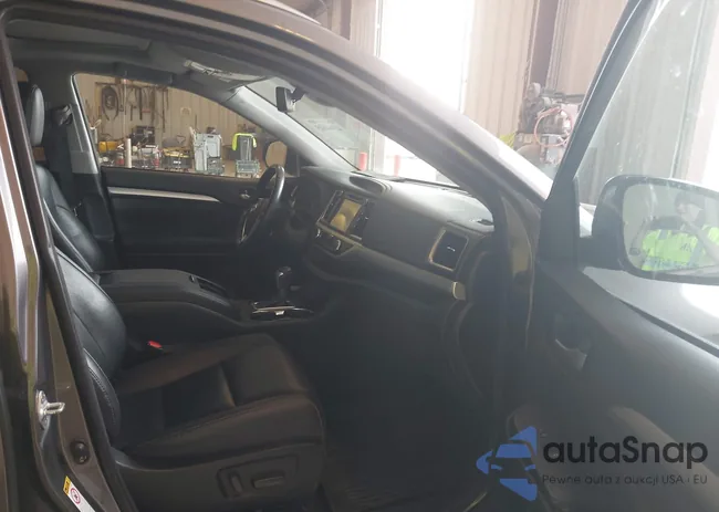 5TDJZRFHXJS904447: 42461685