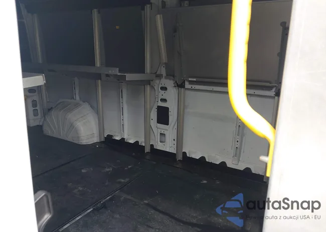 3C6TRVDG2JE161358: 42462742