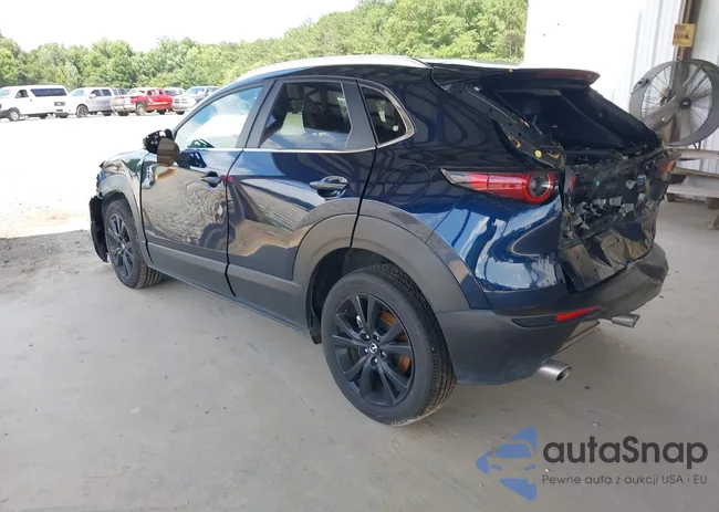 3MVDMBBM8RM696181: 42462813