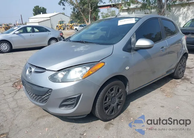 JM1DE1HY9B0123415: 42462916