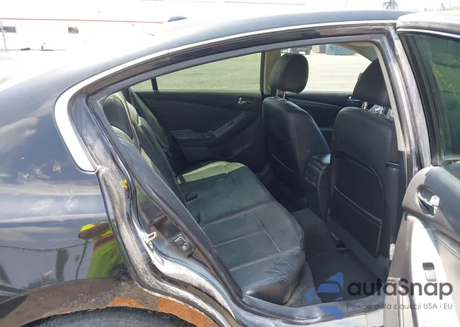 1N4AL21E27C172207: 42463030