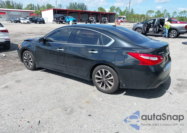 1N4AL3AP9GC183759: 42463165