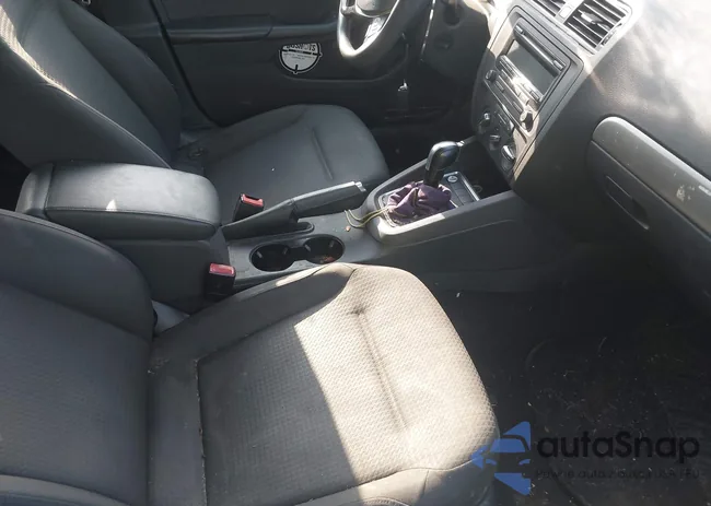 3VWD17AJ9FM342127: 42462511