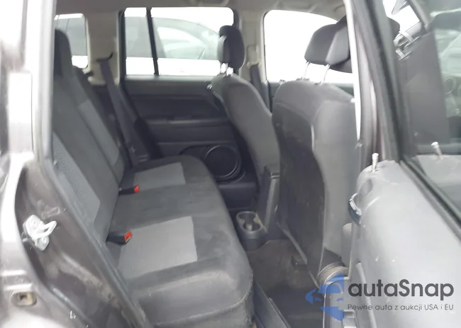 1C4NJCBA1HD146860: 42462609