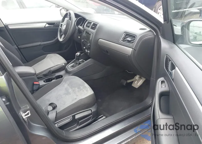 3VW2B7AJ3HM314525: 42463935