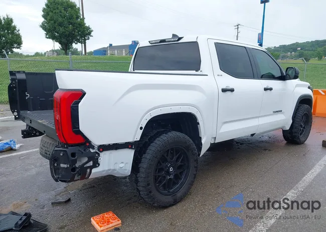 5TFLA5DB1PX070823: 42464005