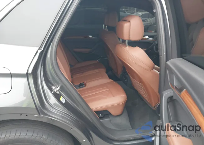 WA1E2AFY4N2097860: 42464076