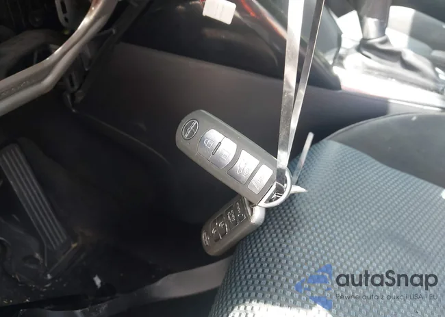 3MYDLBZV9GY113630: 42464084