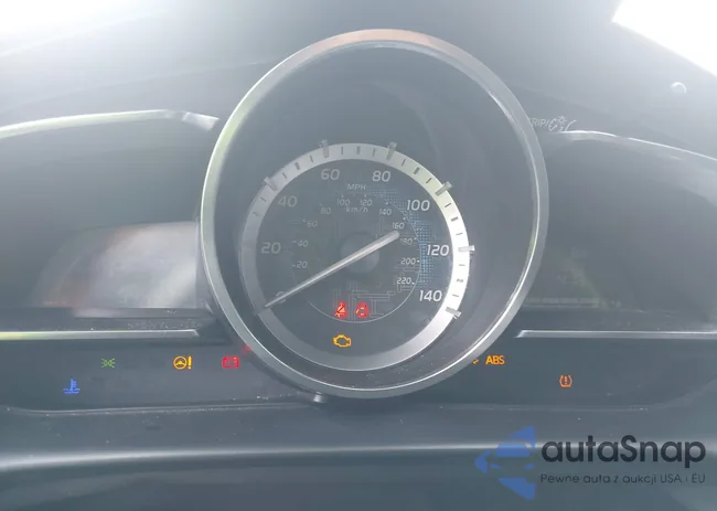 3MYDLBZV9GY113630: 42464084