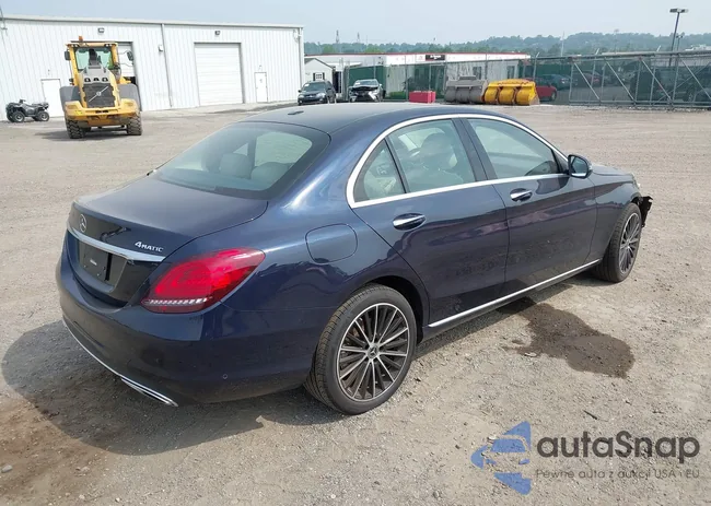 W1KWF8EB3LR581615: 42464216