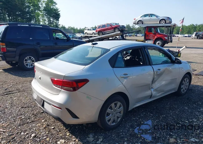 3KPA24AD4PE611660: 42463505