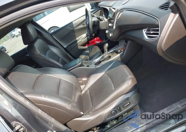 1G1ZE5ST9HF105750: 42463515