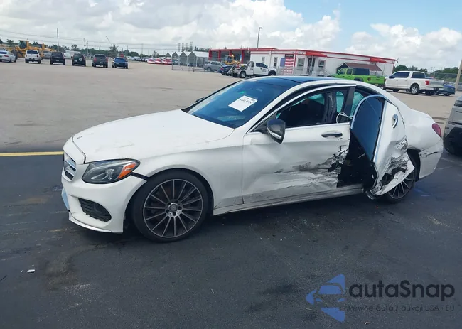 55SWF6GBXFU015973: 42463595