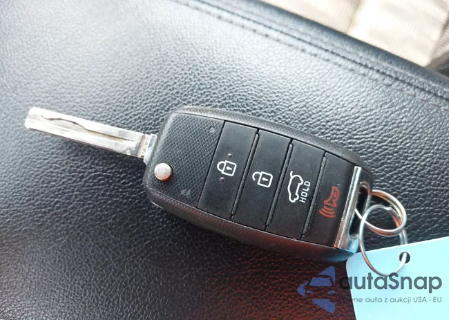 KNDPMCAC6H7096300: 42463621