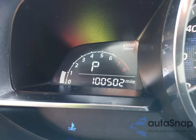 3MYDLBZV4GY138564: 42464755