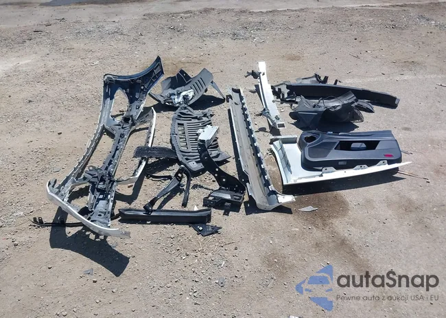 WDDLJ7DB7GA170526: 42464785