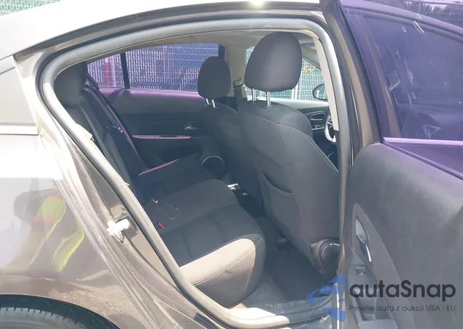 1G1PC5SB4E7422961: 42464805