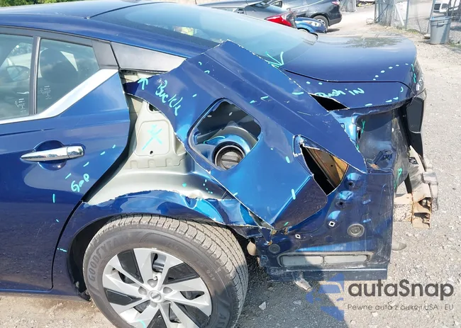 1N4BL4BV0LC100950: 42464809