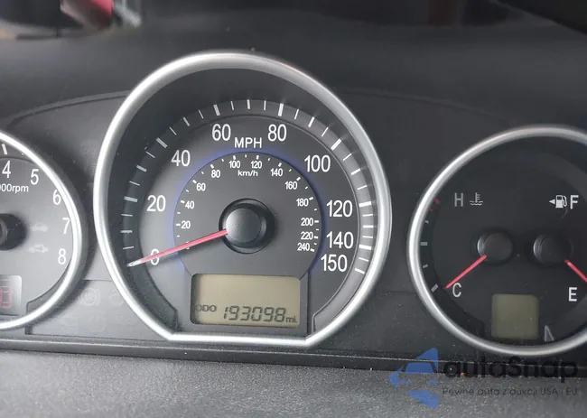 KM8NU4CC8BU144412: 42464815