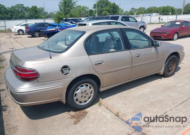 1G3NB52M8W6330343: 42464937