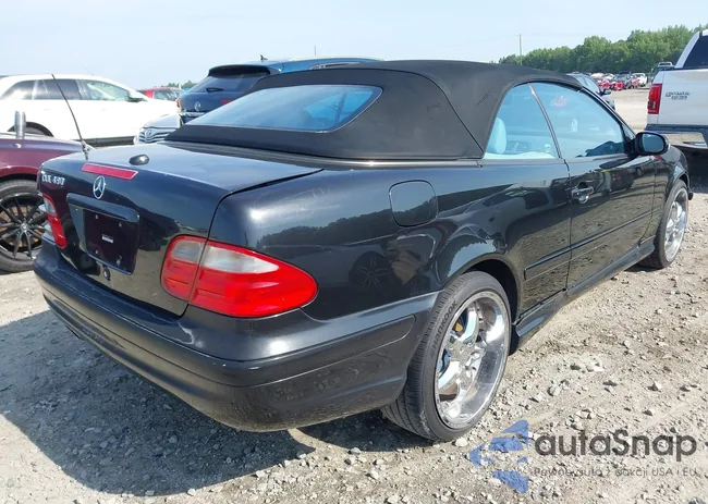 WDBLK70G71T081235: 42465000