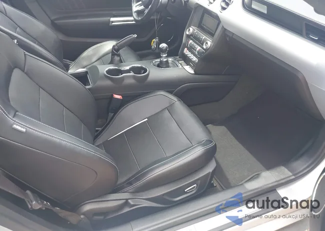 1FA6P8CF5G5331843: 42465249