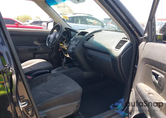 KNDJT2A55C7748689: 42465730